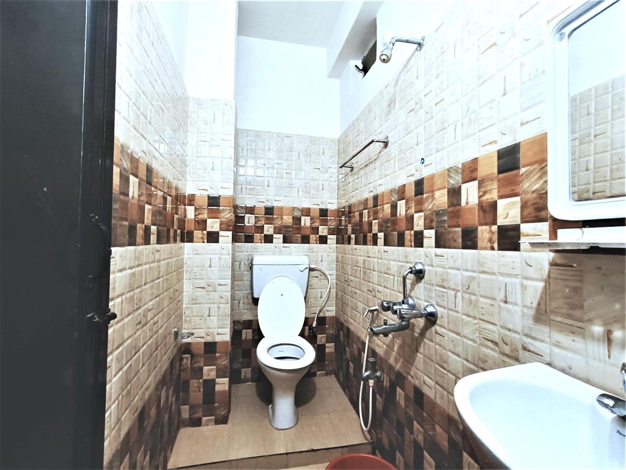 Goroomgo Krishna Residency Puri Near Sea Beach - Spacious Room With Excellent Service Awarded - Best Seller Kültér fotó